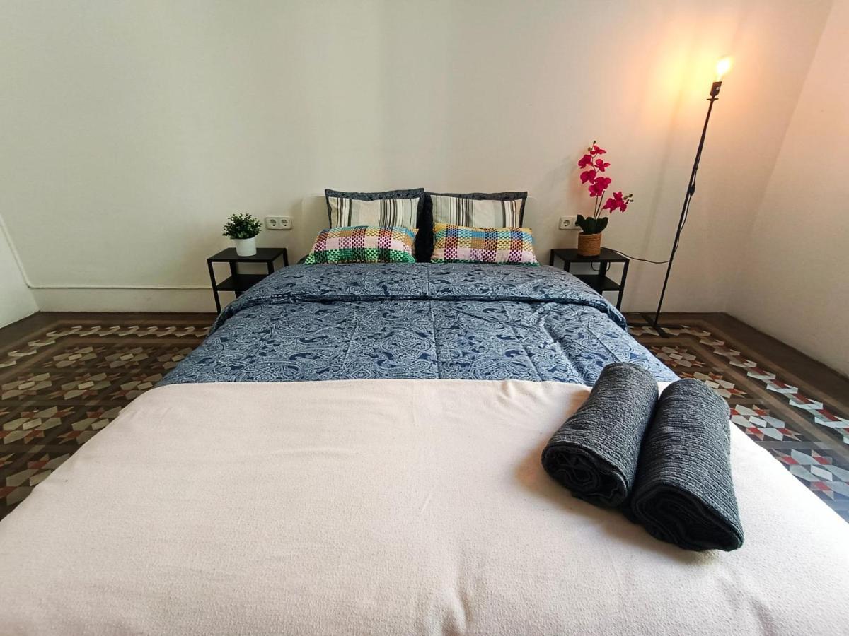 By Urquinaona Rooms Barcelona Ngoại thất bức ảnh