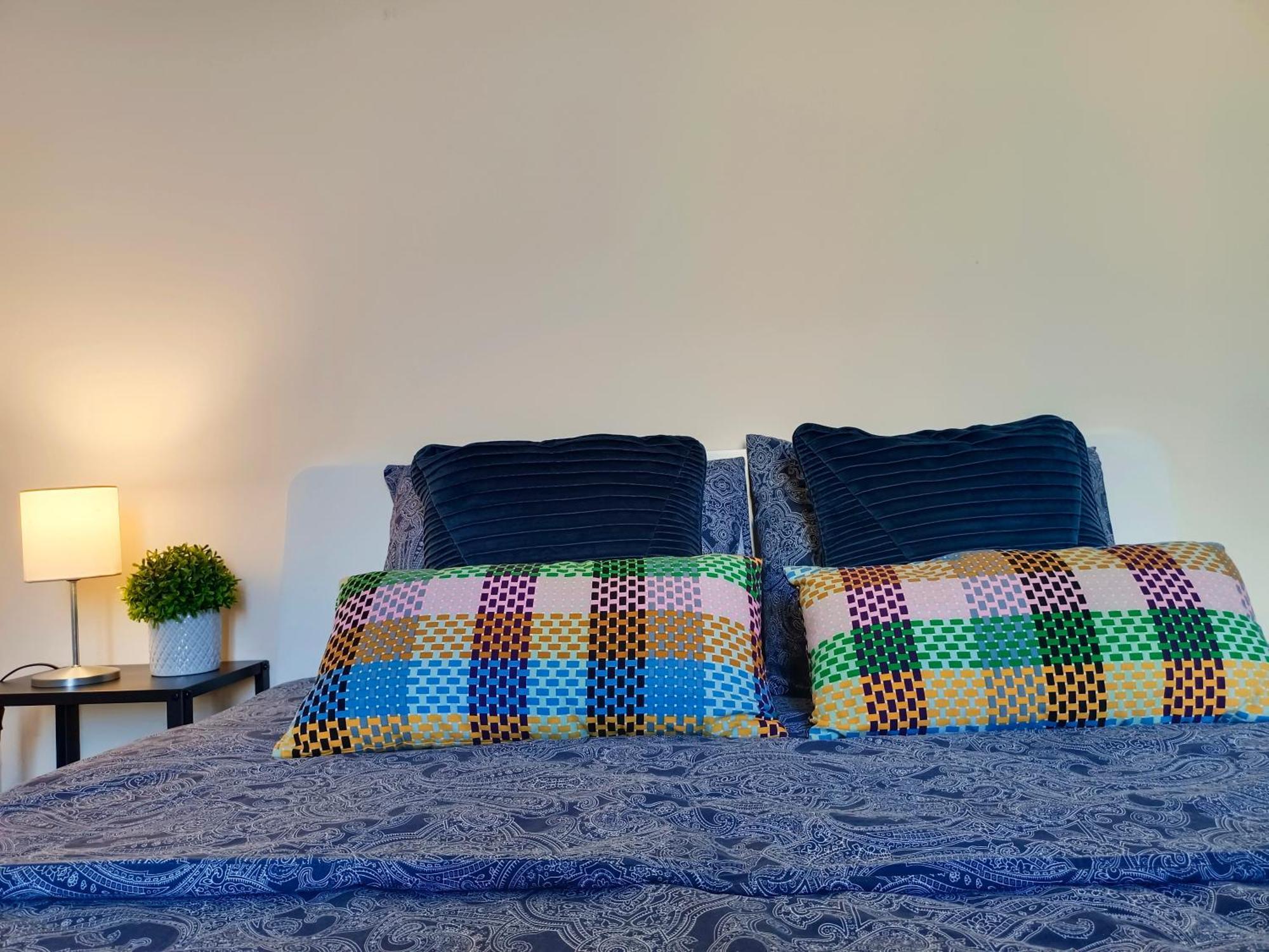 By Urquinaona Rooms Barcelona Ngoại thất bức ảnh